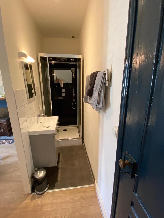 Emilion Apartment *